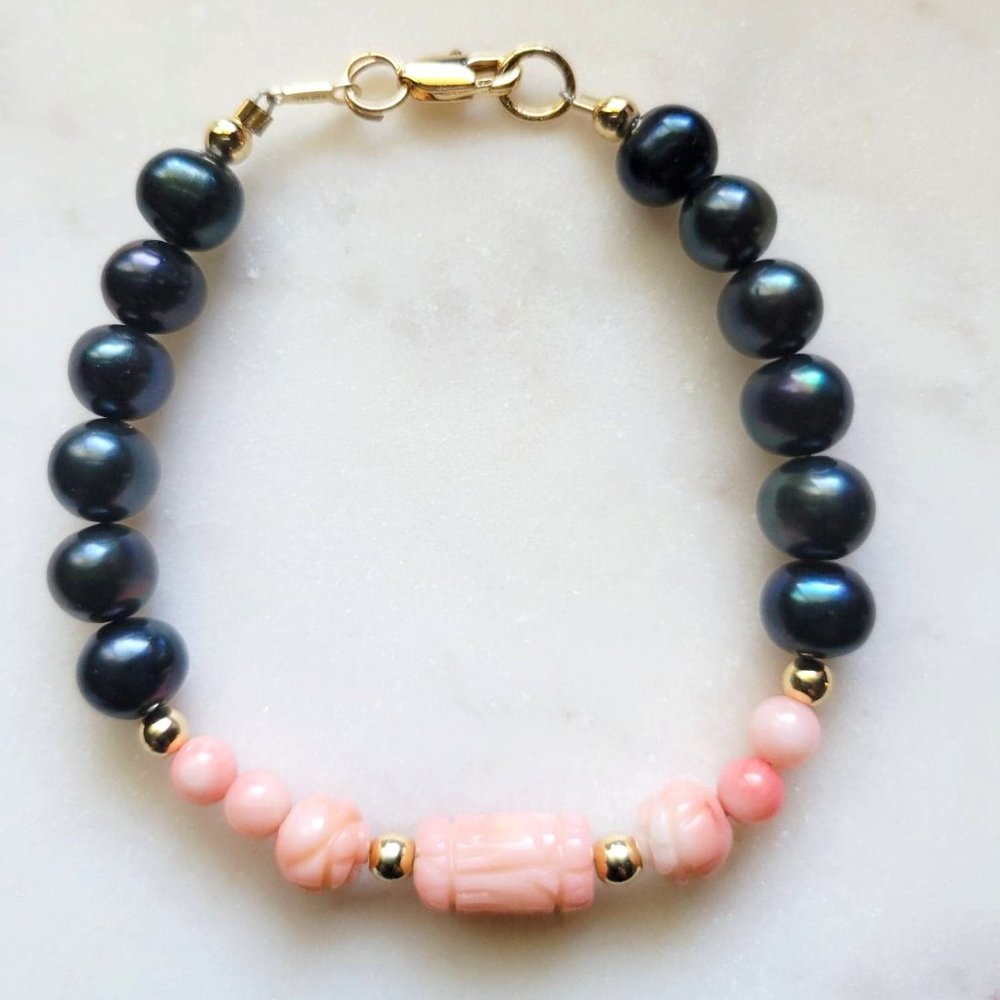 NEW Cultured Freshwater Black Pearls w/ Angel Skin Carved Coral Bracelet
